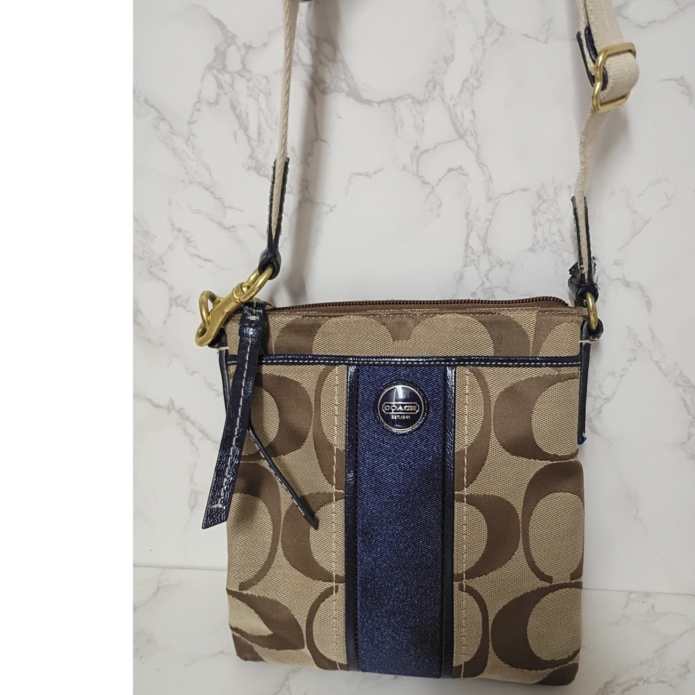 COACH Signature Navy Blue Stripe Swingpack Canvas Crossbody Bag - EUC